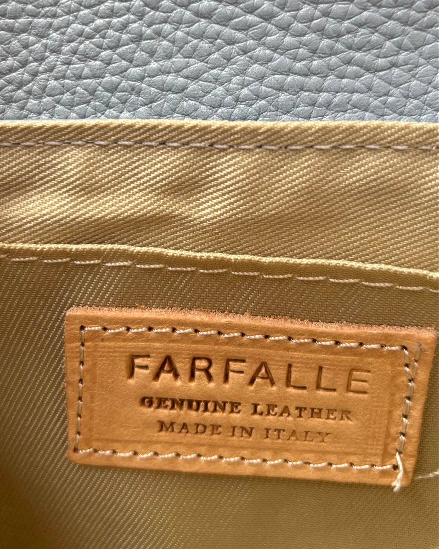 Piccola borsa in vera pelle